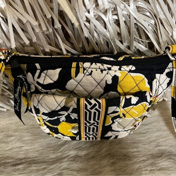 VERA BRADLEY Magnolia Little Lizzy Crossbody Black Yellow White - Picture 6 of 17